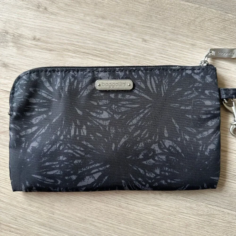 Baggallini Go Phone Wristlet Wallet Clutch RFID Onyx Floral